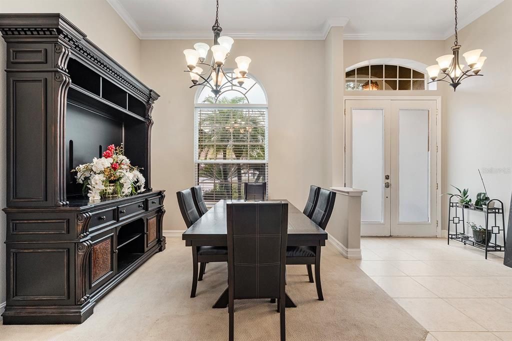 For Sale: $725,000 (4 beds, 3 baths, 2546 Square Feet)