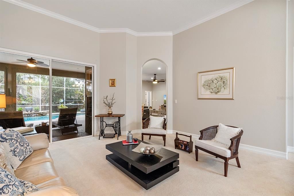 For Sale: $725,000 (4 beds, 3 baths, 2546 Square Feet)