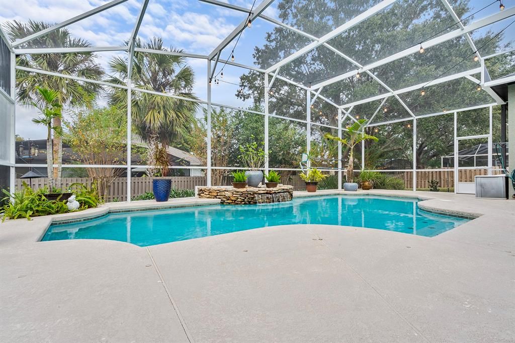 For Sale: $725,000 (4 beds, 3 baths, 2546 Square Feet)