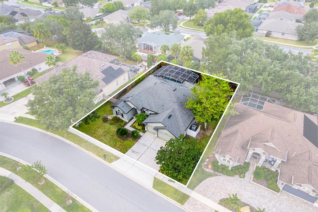 For Sale: $725,000 (4 beds, 3 baths, 2546 Square Feet)