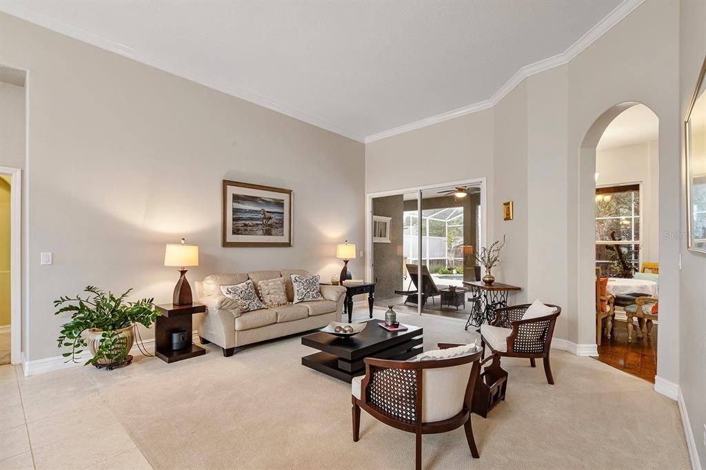 For Sale: $725,000 (4 beds, 3 baths, 2546 Square Feet)