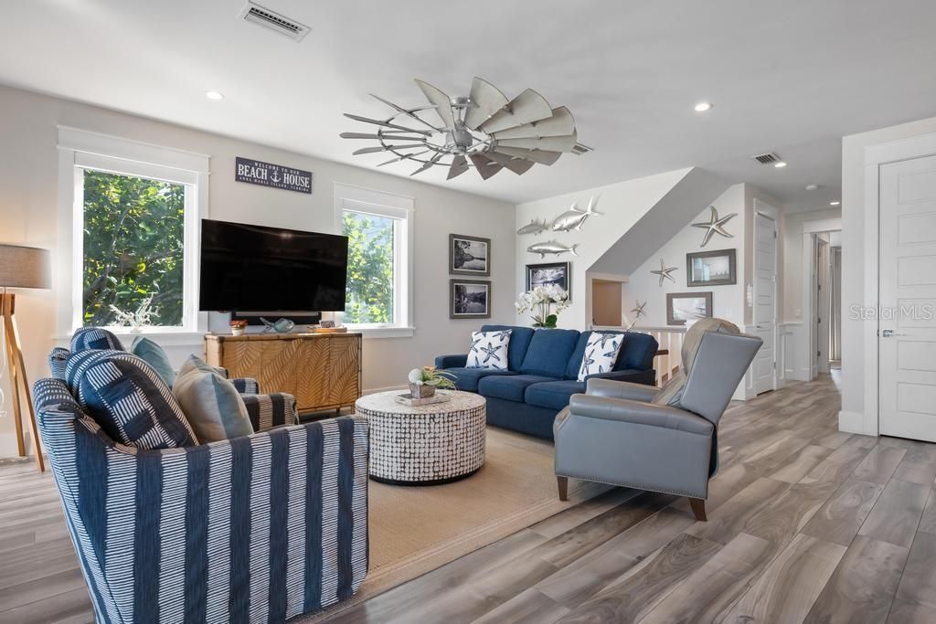 For Sale: $5,350,000 (4 beds, 4 baths, 2870 Square Feet)