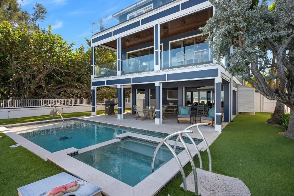 For Sale: $5,350,000 (4 beds, 4 baths, 2870 Square Feet)