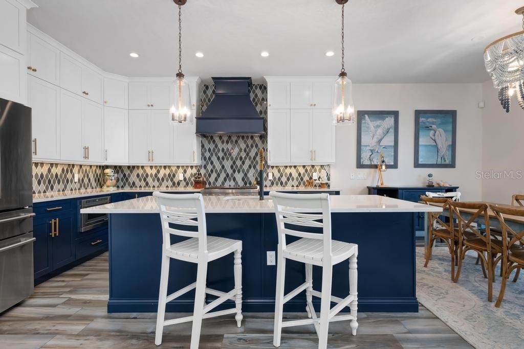 For Sale: $5,350,000 (4 beds, 4 baths, 2870 Square Feet)