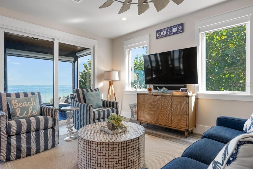 For Sale: $5,350,000 (4 beds, 4 baths, 2870 Square Feet)