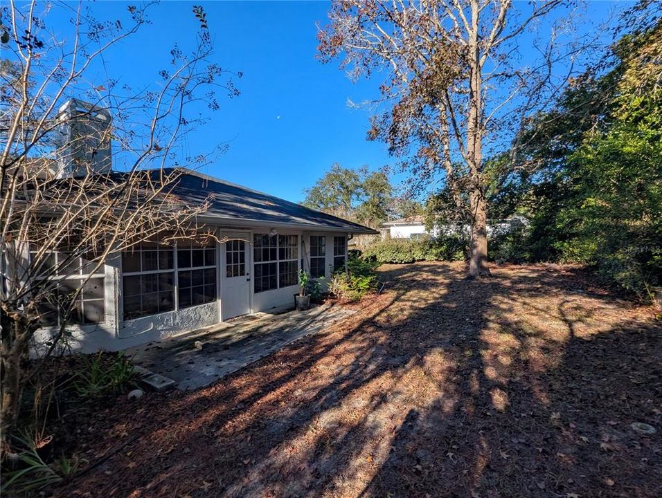 En Venta: $305,000 (3 camas, 2 baños, 2536 Pies cuadrados)