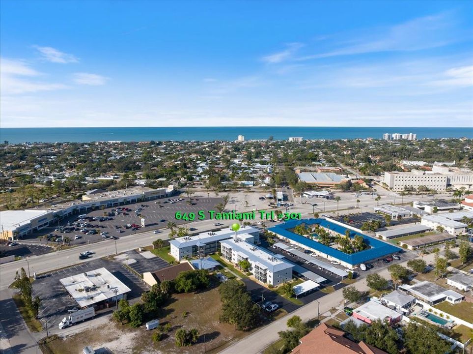 На продажу: $210,000 (2 спален, 2 ванн, 975 Квадратных фут)