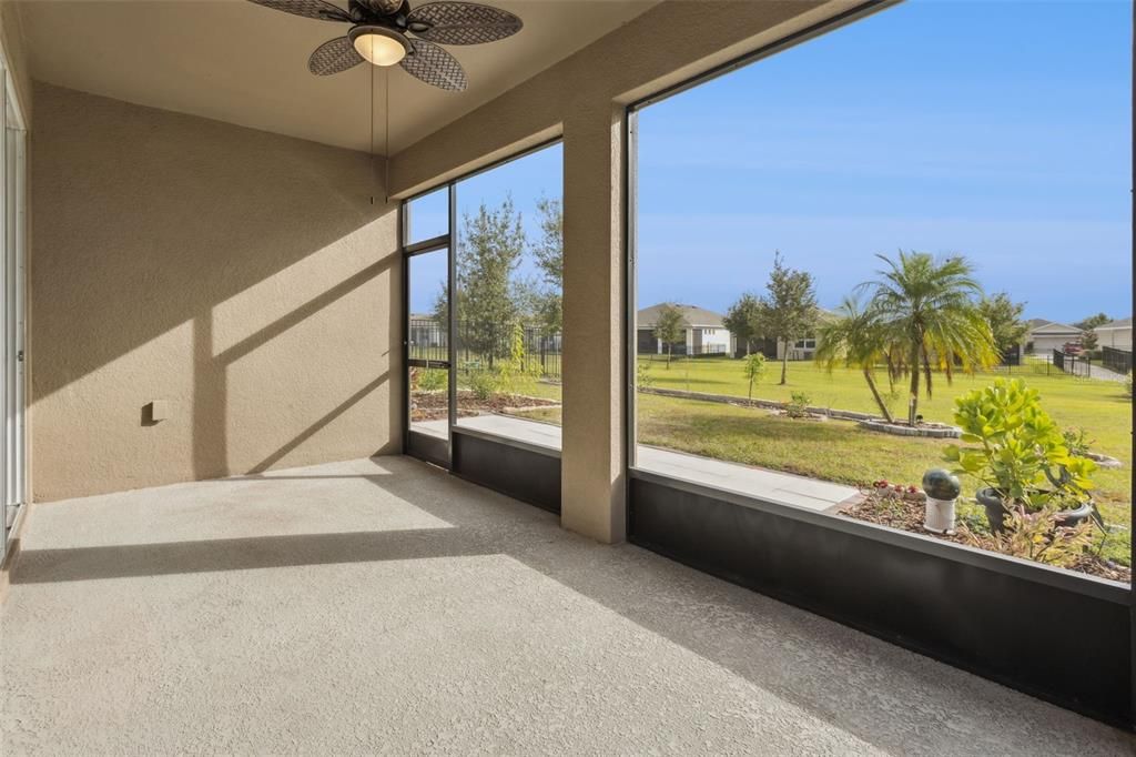 For Sale: $305,000 (3 beds, 2 baths, 1810 Square Feet)