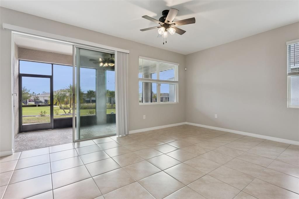 For Sale: $305,000 (3 beds, 2 baths, 1810 Square Feet)