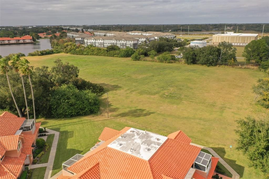 For Sale: $189,500 (2 beds, 2 baths, 930 Square Feet)