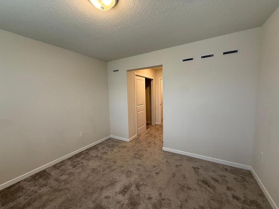 В аренду: $1,950 (3 спален, 2 ванн, 1699 Квадратных фут)