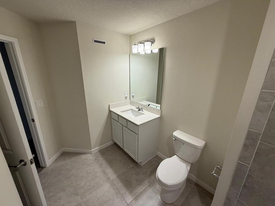 В аренду: $1,950 (3 спален, 2 ванн, 1699 Квадратных фут)