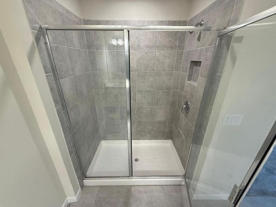 В аренду: $1,950 (3 спален, 2 ванн, 1699 Квадратных фут)