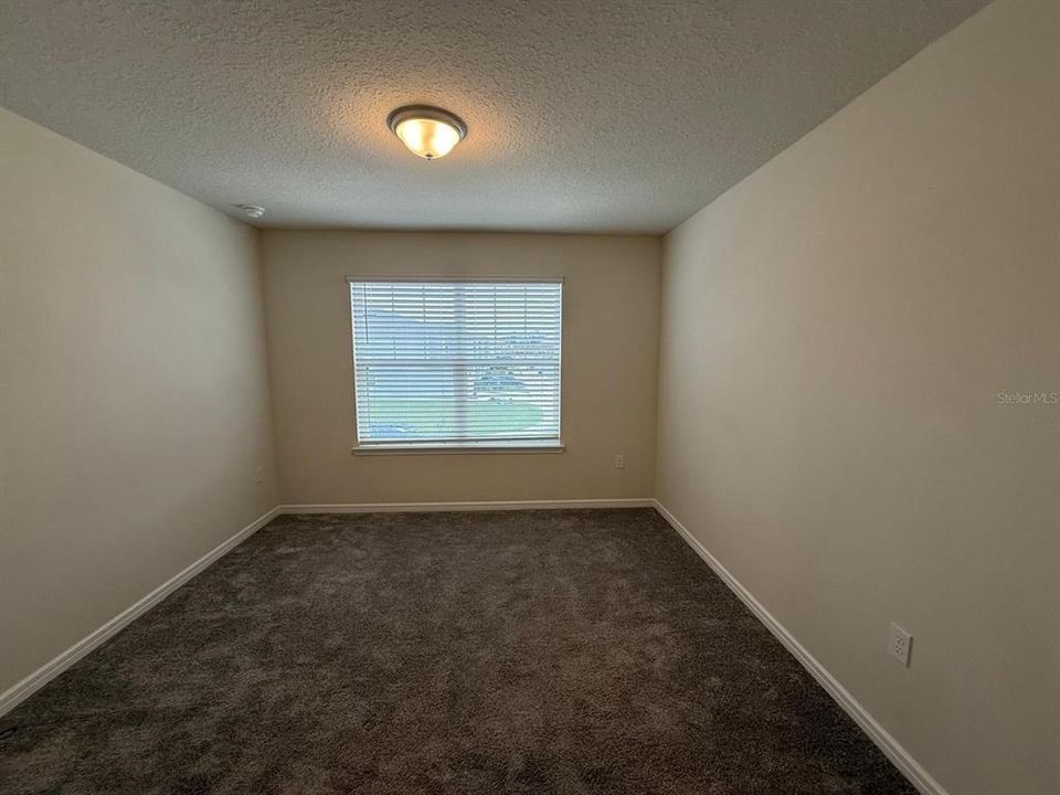 В аренду: $1,950 (3 спален, 2 ванн, 1699 Квадратных фут)