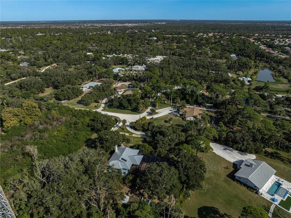 For Sale: $990,000 (3 beds, 3 baths, 2583 Square Feet)