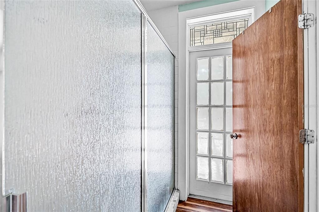 For Sale: $990,000 (3 beds, 3 baths, 2583 Square Feet)