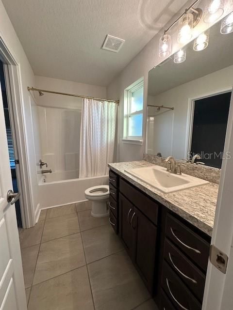 For Sale: $419,800 (4 beds, 3 baths, 2034 Square Feet)