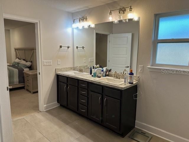 For Sale: $419,800 (4 beds, 3 baths, 2034 Square Feet)