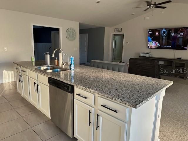 For Sale: $419,800 (4 beds, 3 baths, 2034 Square Feet)