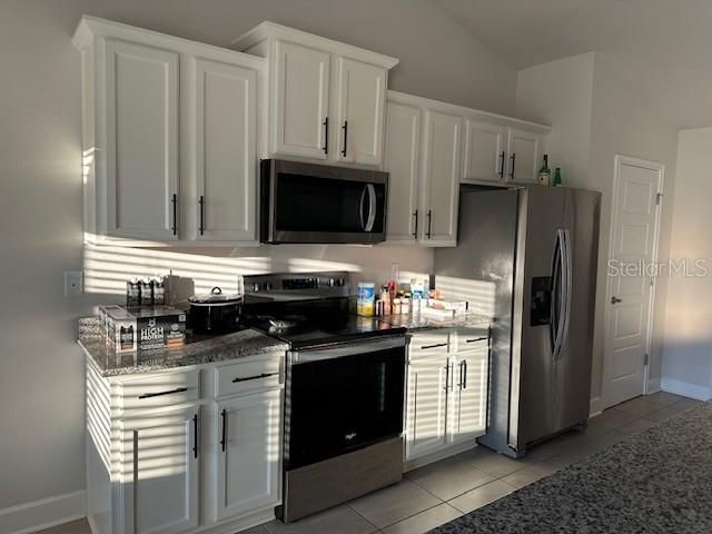 For Sale: $419,800 (4 beds, 3 baths, 2034 Square Feet)