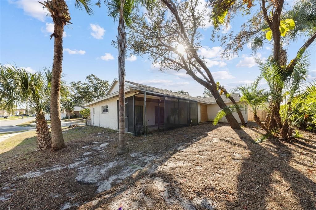 На продажу: $339,999 (3 спален, 2 ванн, 1711 Квадратных фут)