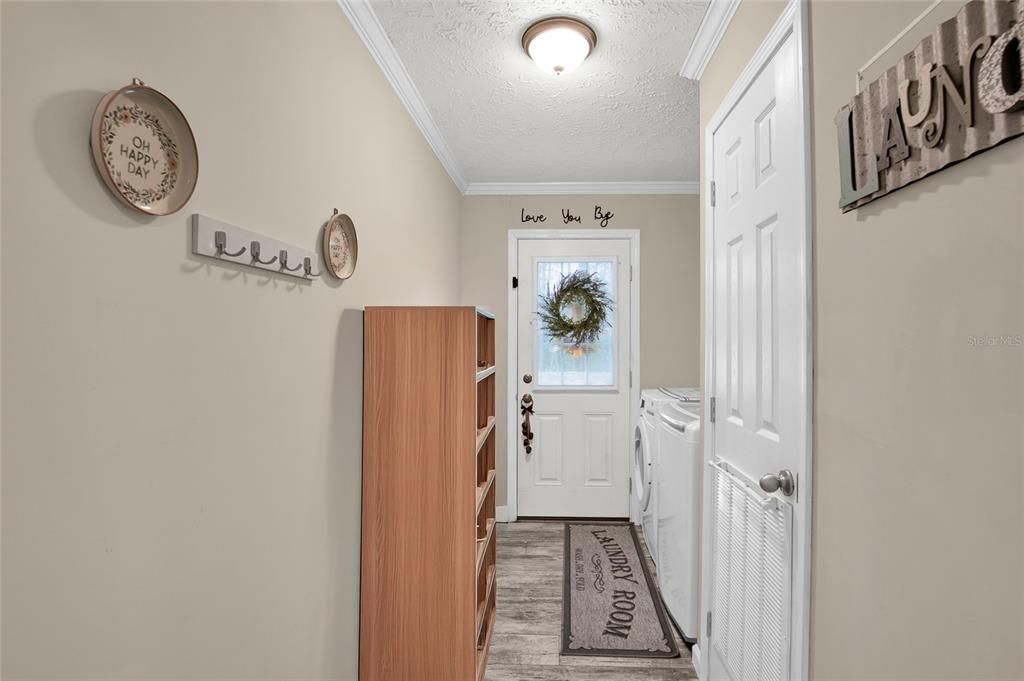 For Sale: $224,900 (3 beds, 2 baths, 1216 Square Feet)