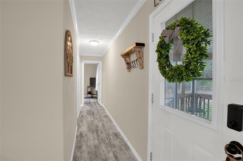 For Sale: $224,900 (3 beds, 2 baths, 1216 Square Feet)