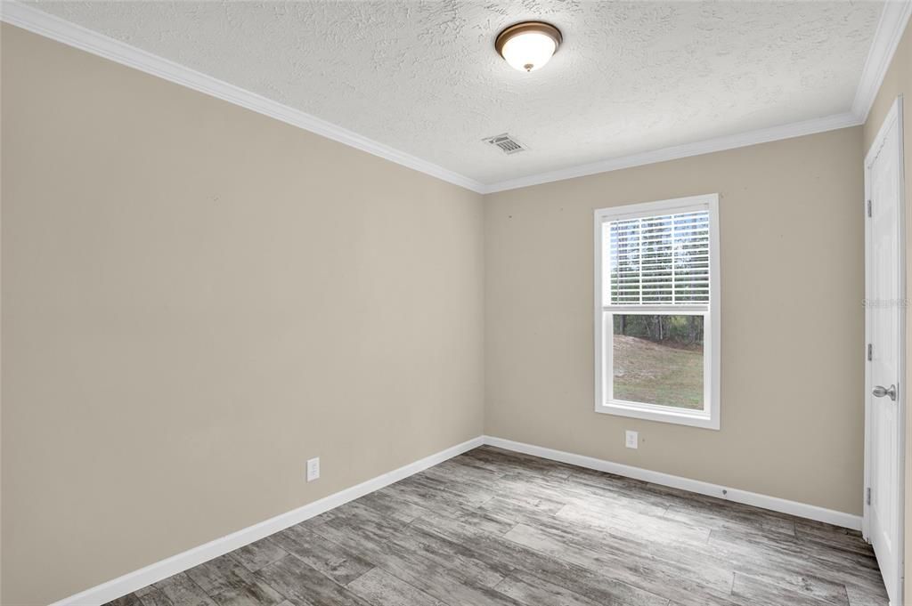 For Sale: $224,900 (3 beds, 2 baths, 1216 Square Feet)