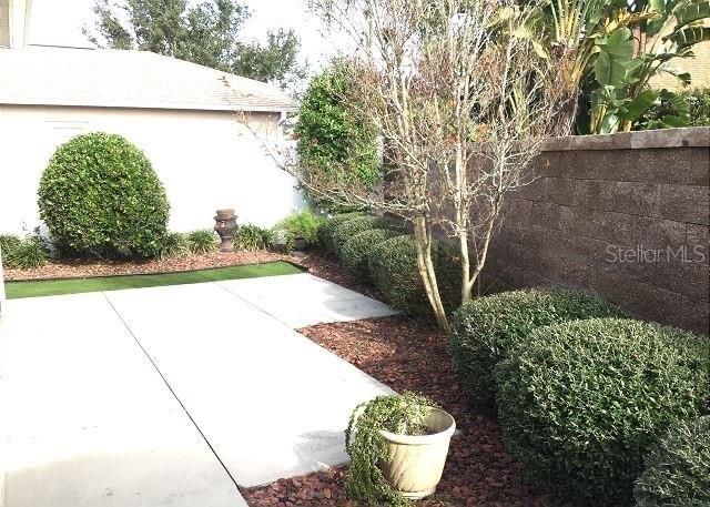 For Sale: $390,000 (3 beds, 2 baths, 1398 Square Feet)