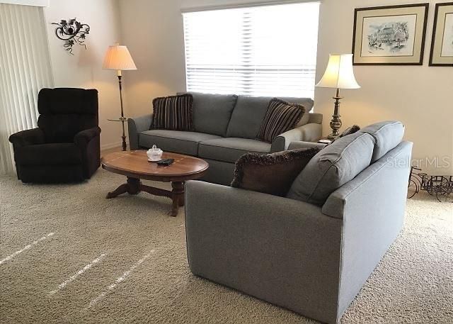 For Sale: $390,000 (3 beds, 2 baths, 1398 Square Feet)