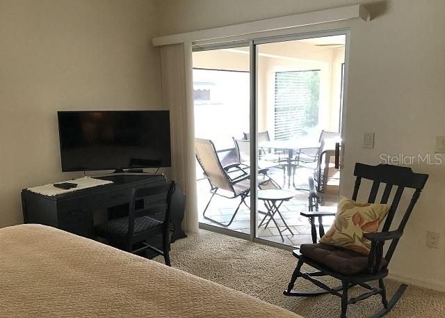 For Sale: $390,000 (3 beds, 2 baths, 1398 Square Feet)