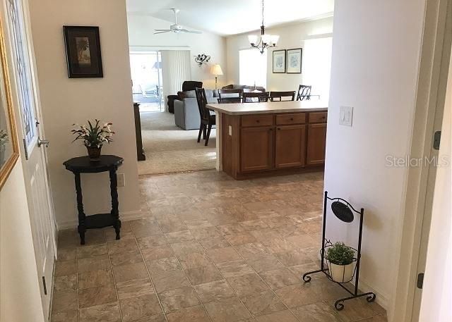 For Sale: $390,000 (3 beds, 2 baths, 1398 Square Feet)