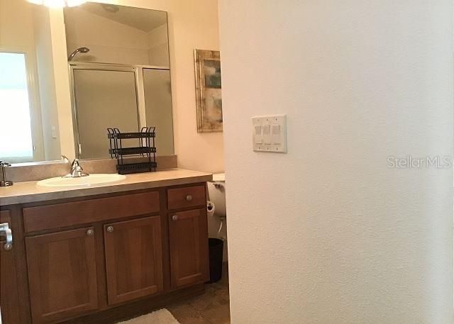 For Sale: $390,000 (3 beds, 2 baths, 1398 Square Feet)