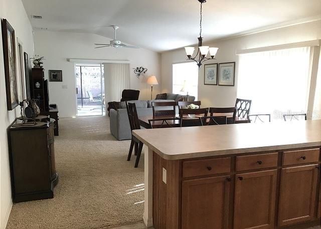 For Sale: $390,000 (3 beds, 2 baths, 1398 Square Feet)