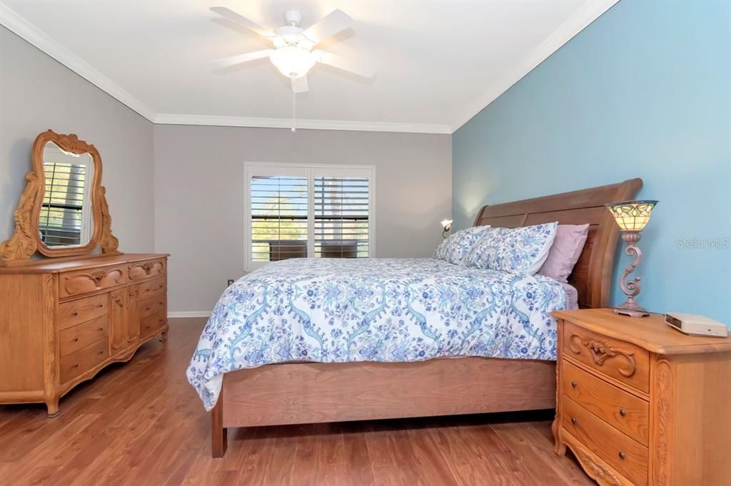 En Venta: $425,000 (4 camas, 3 baños, 1670 Pies cuadrados)