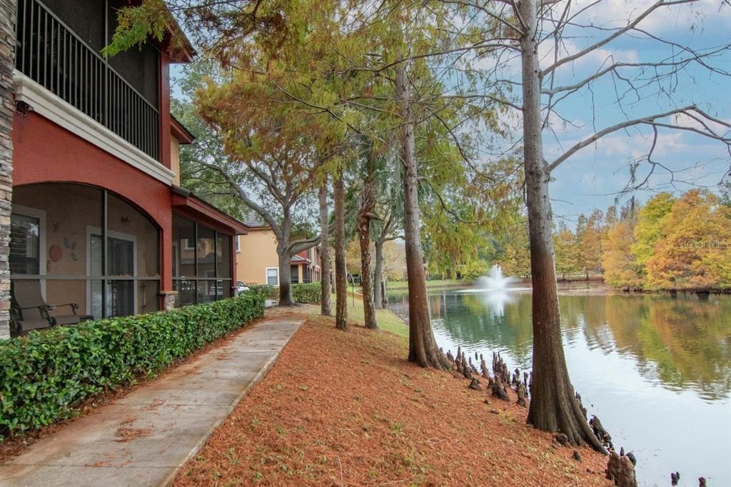 En Venta: $425,000 (4 camas, 3 baños, 1670 Pies cuadrados)