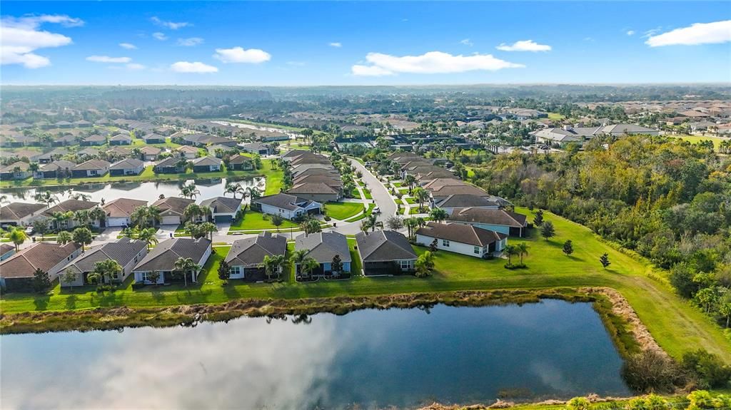 For Rent: $2,450 (2 beds, 2 baths, 1696 Square Feet)