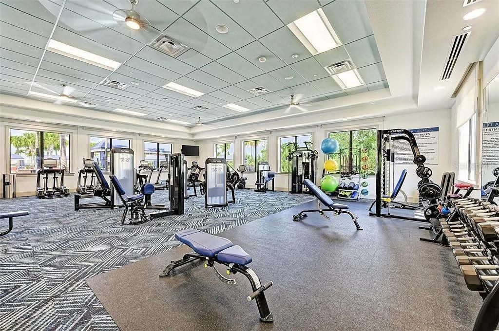 For Rent: $2,450 (2 beds, 2 baths, 1696 Square Feet)