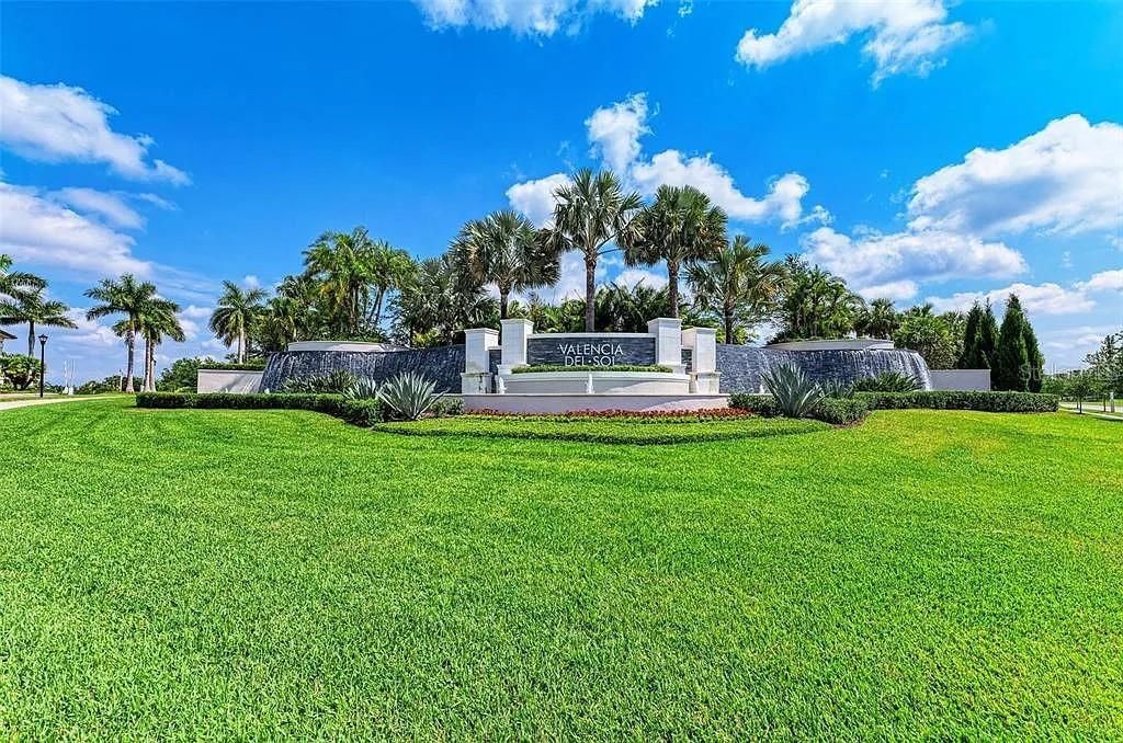 For Rent: $2,450 (2 beds, 2 baths, 1696 Square Feet)