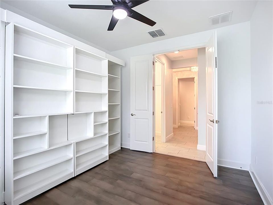 For Rent: $2,450 (2 beds, 2 baths, 1696 Square Feet)