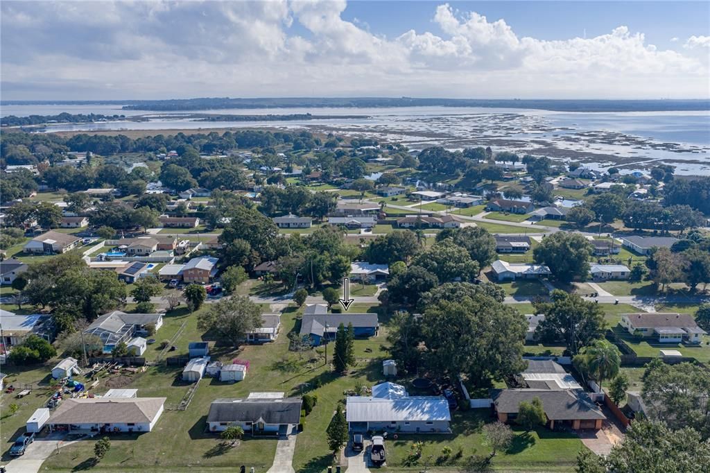 待售: $255,000 (2 贝兹, 2 浴室, 1458 平方英尺)