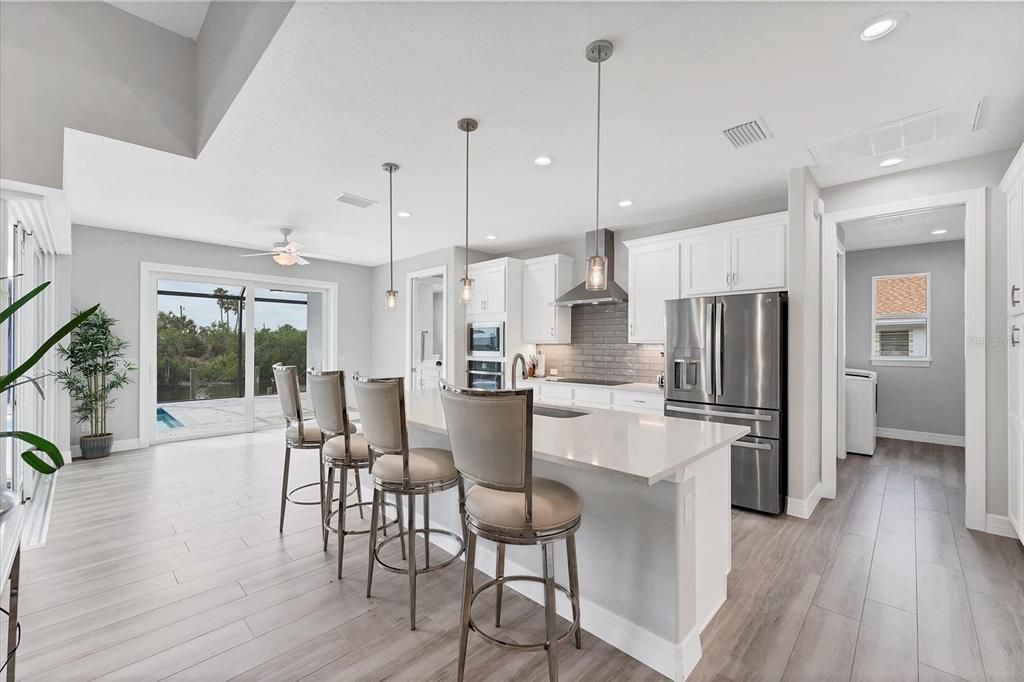 На продажу: $839,900 (3 спален, 2 ванн, 2114 Квадратных фут)