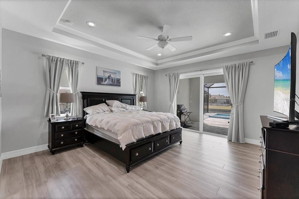 На продажу: $839,900 (3 спален, 2 ванн, 2114 Квадратных фут)