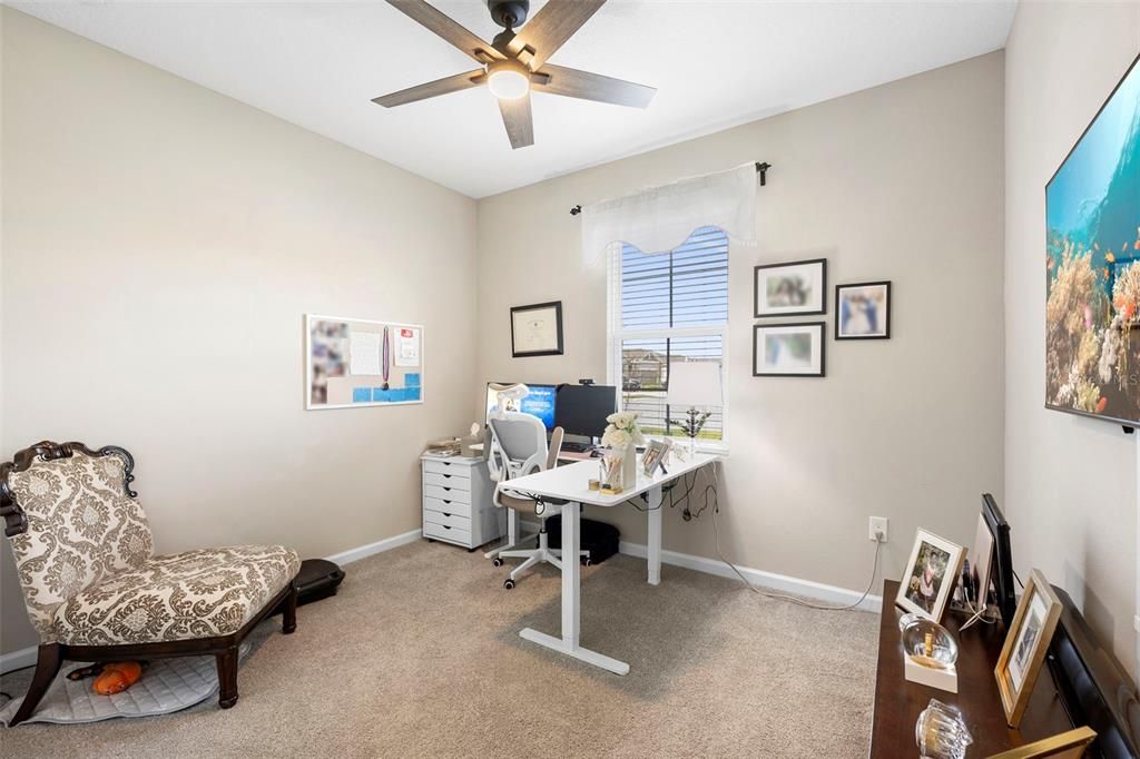 For Sale: $348,000 (4 beds, 3 baths, 2075 Square Feet)