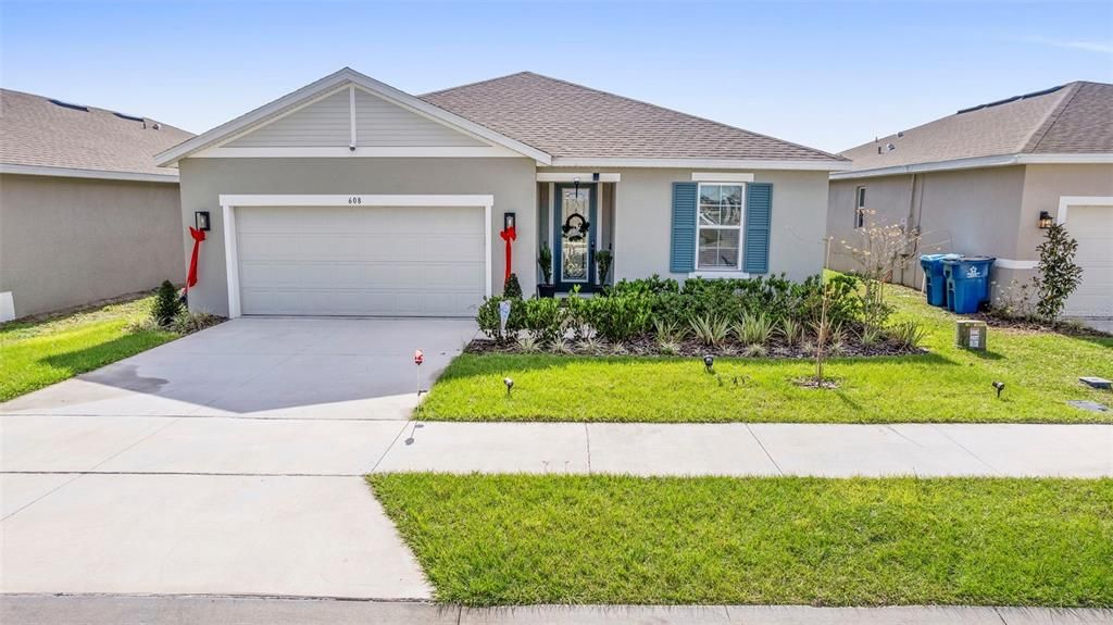 For Sale: $348,000 (4 beds, 3 baths, 2075 Square Feet)