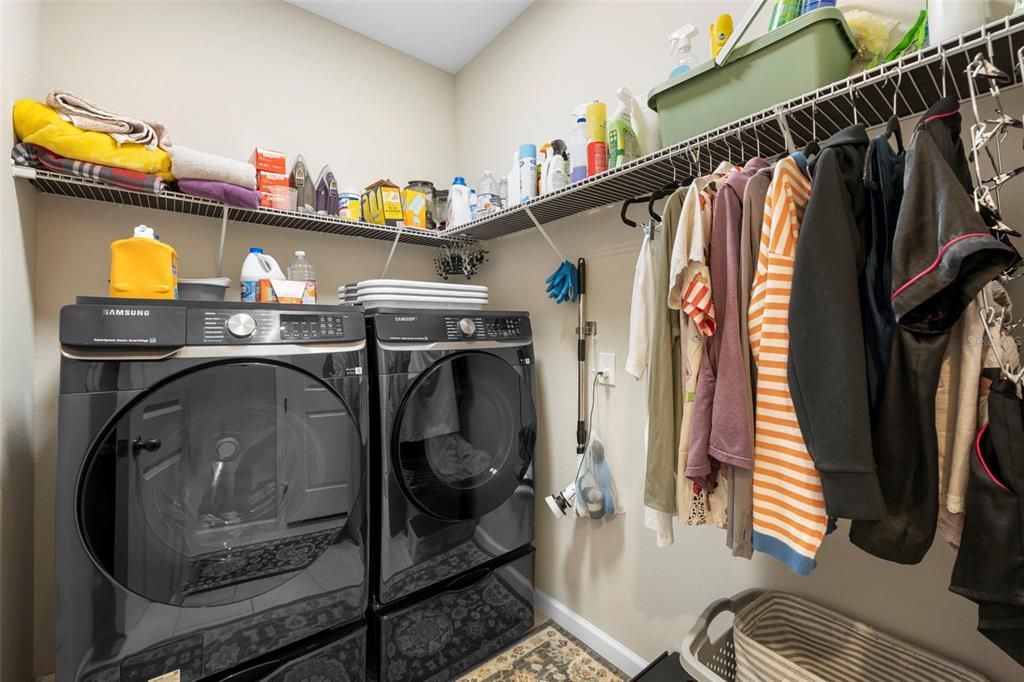 For Sale: $348,000 (4 beds, 3 baths, 2075 Square Feet)