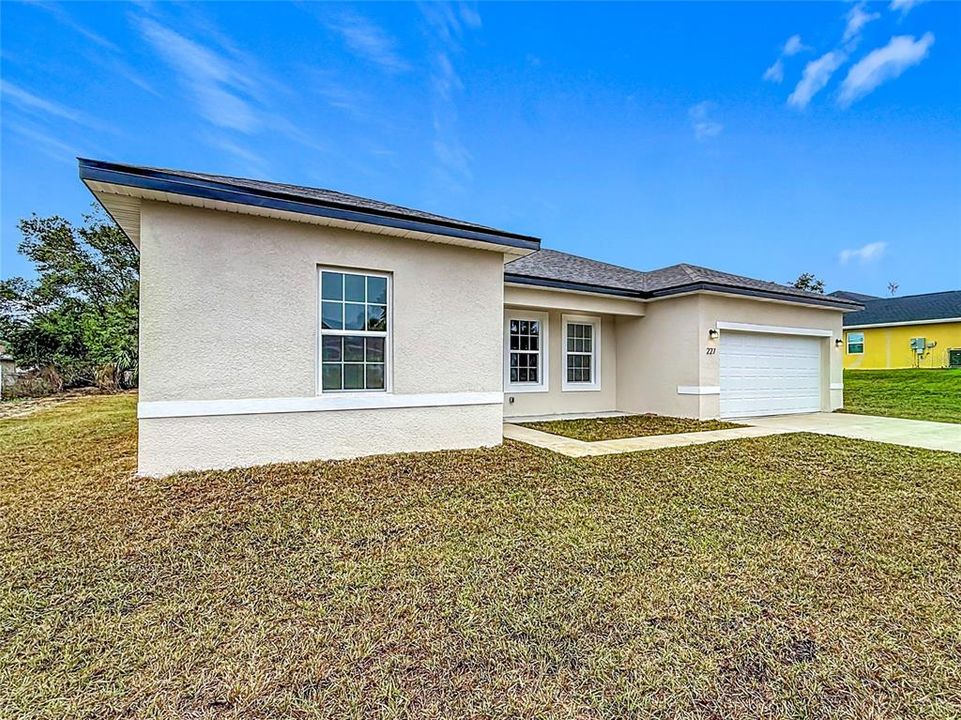 待售: $287,000 (4 贝兹, 2 浴室, 1580 平方英尺)