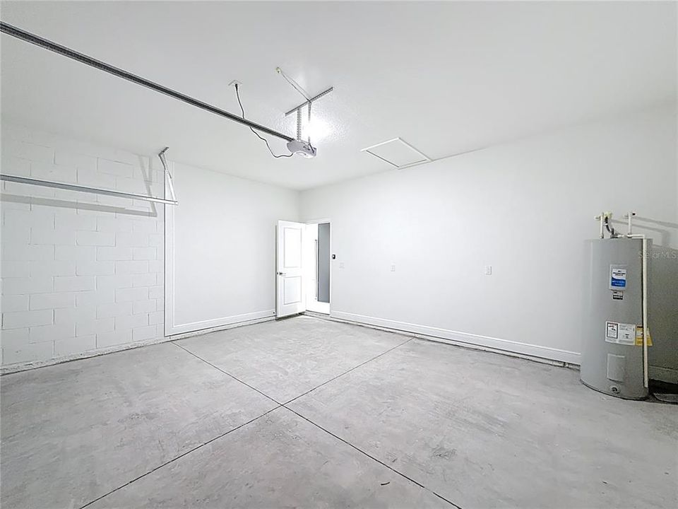 待售: $287,000 (4 贝兹, 2 浴室, 1580 平方英尺)