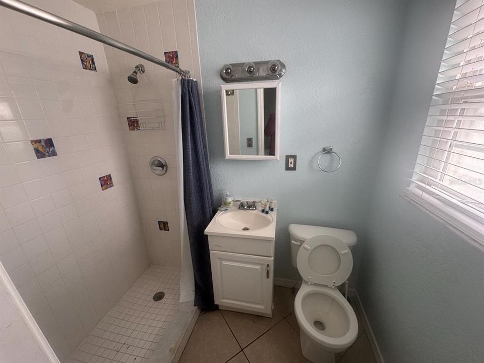 For Rent: $1,500 (0 beds, 1 baths, 345 Square Feet)