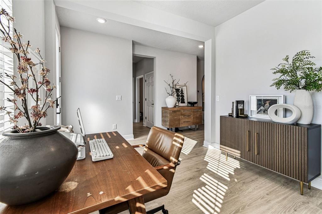 For Sale: $515,000 (3 beds, 2 baths, 1989 Square Feet)